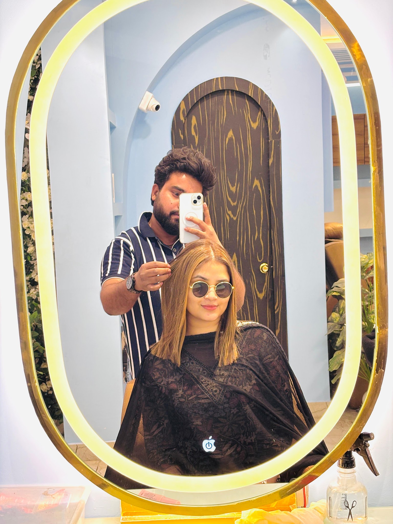 Trending Vintage Hair and Makeup Studio Pvt Ltd - Image 3