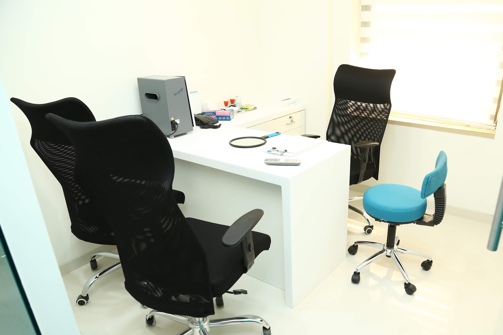 Oliva Skin, Hair And Laser Clinic Dwaraka Nagar, Vizag: Laser Hair Removal, Acne Scar, PRP, Skin Whitening Treatments - Image 4